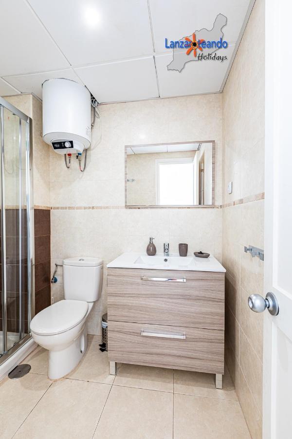 Vivienda Vacacional Buby Costa Teguise Eksteriør billede